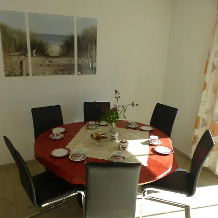 度假居 Zwei Seen Canow